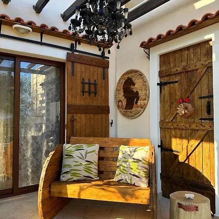 Sotira Luxury House Будинок відпочинку